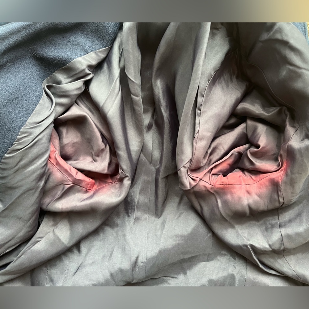 Nolan Miller navy blue Bead embroidered velvet collar, wool blazer size 6. - Picture 6 of 8